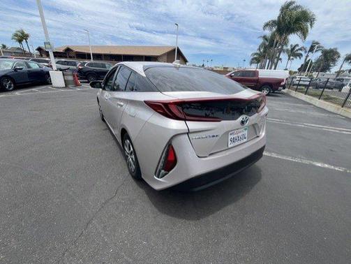 Titanium 2022 Toyota Prius Prime XLE