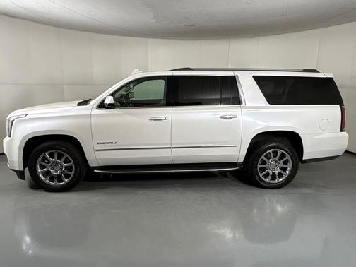 White Frost Tri-Coat 2016 GMC Yukon XL Denali