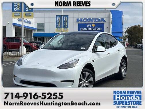 White 2024 Tesla Model Y Long Range