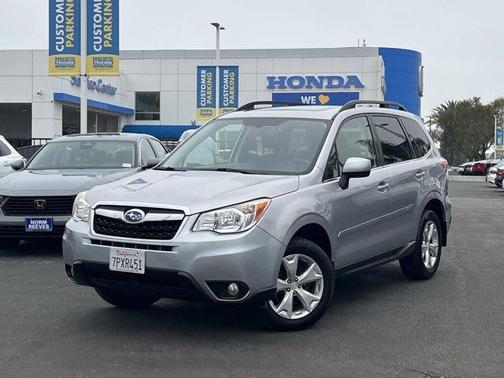 Ice Silver Metallic 2016 Subaru Forester 2.5i Limited