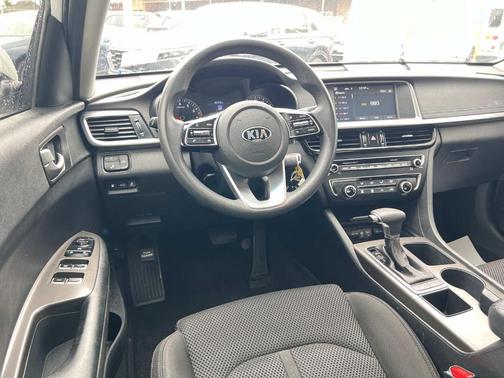 2020 Kia Optima LX