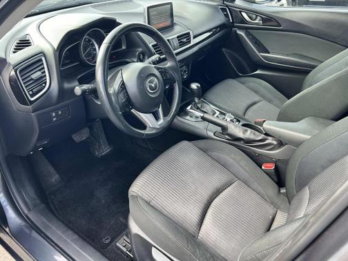 2016 Mazda Mazda3 i Touring