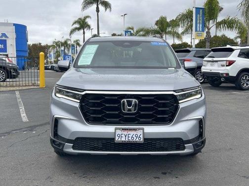 Silver 2023 Honda Pilot Elite