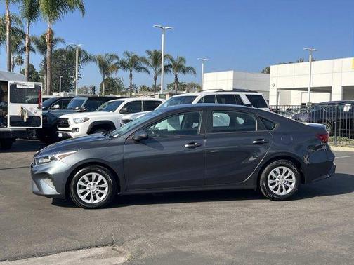 2023 Kia Forte LX