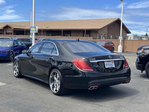 Black 2016 Mercedes-Benz S-Class S 550
