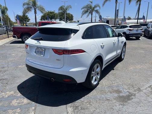 2018 Jaguar F-PACE 35t R-Sport