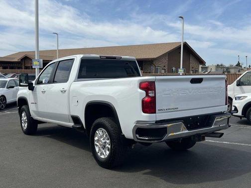 Summit White 2023 Chevrolet Silverado 2500 LT