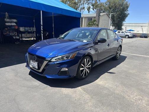 2022 Nissan Altima 2.5 SR