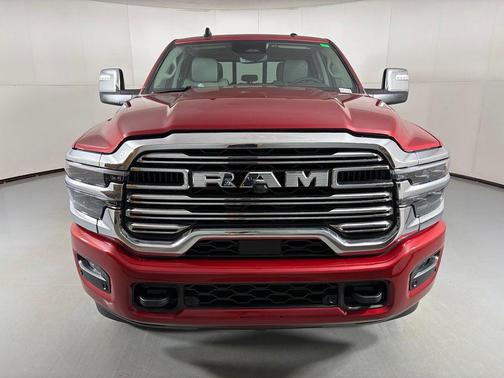 Molten Red Pearlcoat 2026 RAM 2500 Laramie