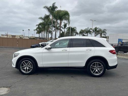 White 2019 Mercedes-Benz GLC 300 Base 4MATIC