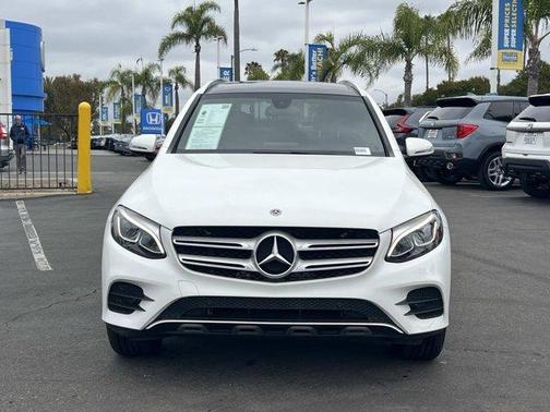 White 2019 Mercedes-Benz GLC 300 Base 4MATIC