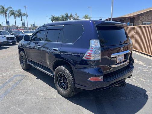 2023 Lexus GX 460 Base
