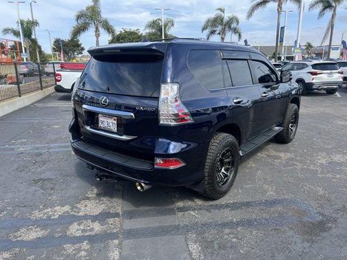 2023 Lexus GX 460 Base