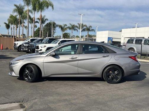 2021 Hyundai ELANTRA HEV Blue