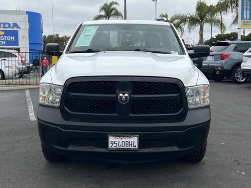 Bright White Clearcoat 2018 RAM 1500 ST