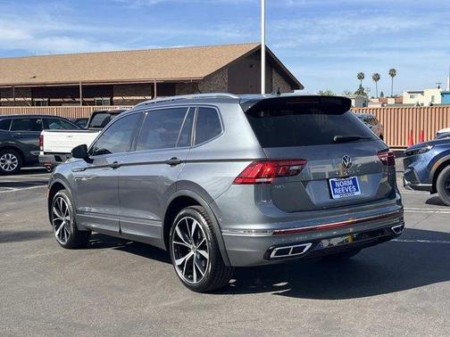 2022 Volkswagen Tiguan 2.0T SEL R-Line