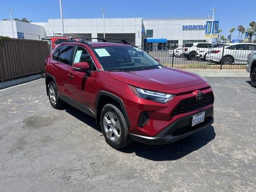 2022 Toyota RAV4 XLE
