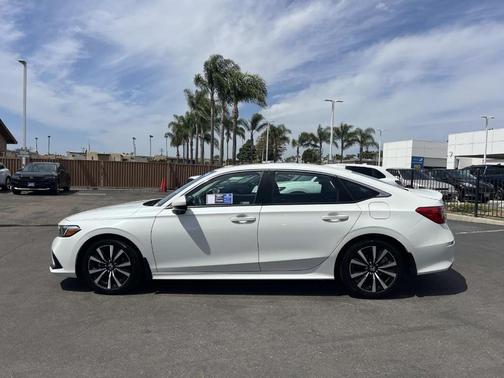 White 2023 Honda Civic EX