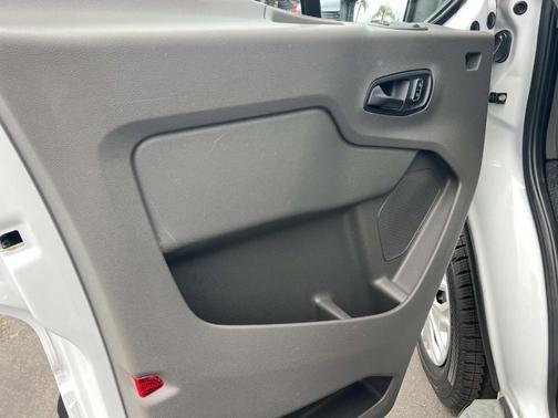 Oxford White 2025 Ford Transit-250 Base