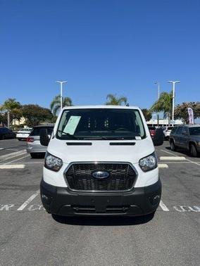 Oxford White 2025 Ford Transit-250 Base