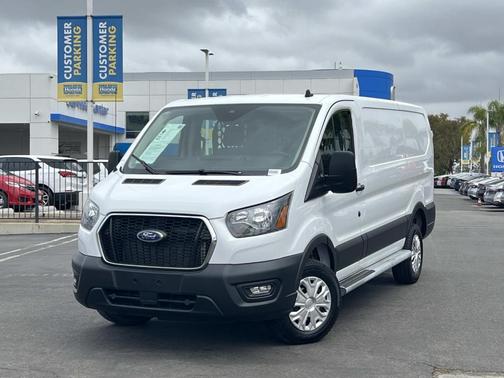 Oxford White 2025 Ford Transit-250 Base