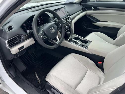 2022 Honda Accord LX 1.5T
