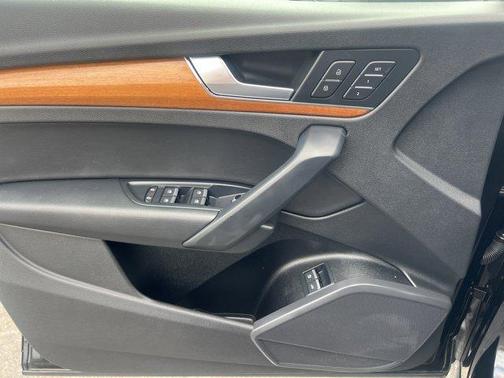 2021 Audi Q5 e 55 Premium