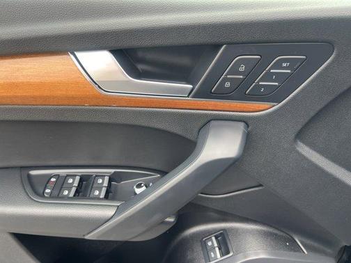 2021 Audi Q5 e 55 Premium