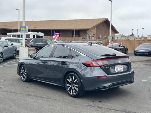 Gray Metallic 2023 Honda Civic EX-L