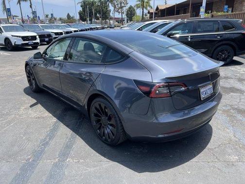 2023 Tesla Model 3 Performance