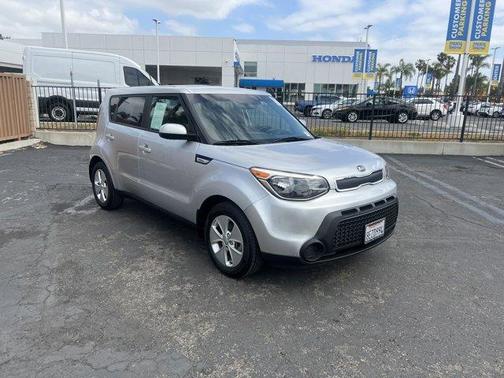 2016 Kia Soul Base
