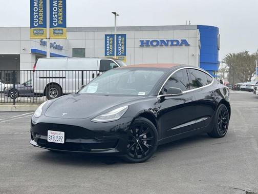 2019 Tesla Model 3 Standard Range Plus