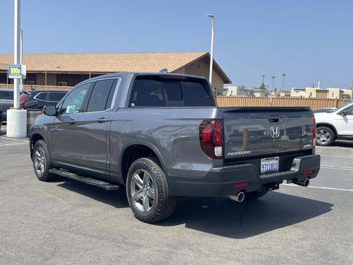 Gray 2023 Honda Ridgeline RTL