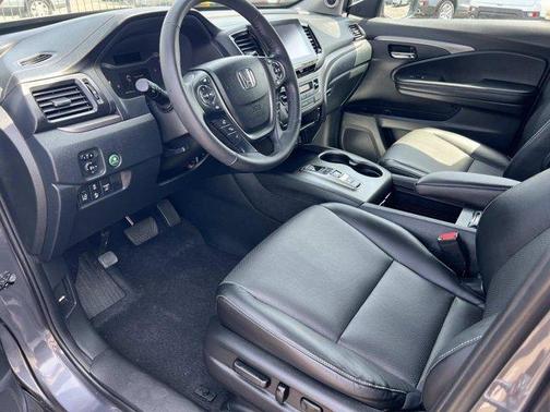 Gray 2023 Honda Ridgeline RTL