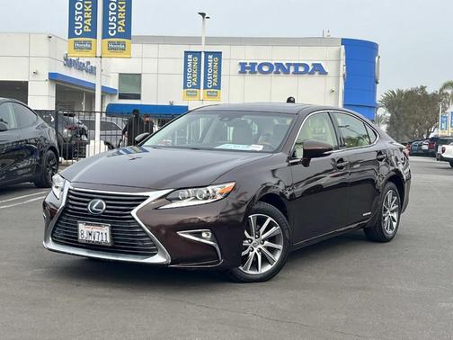 2016 Lexus ES 300h Base