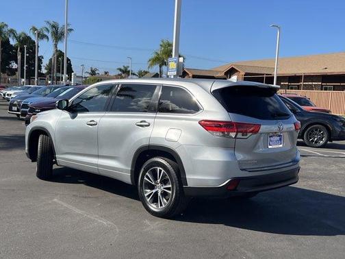 2017 Toyota Highlander LE Plus