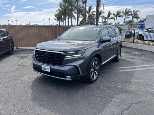 2023 Honda Pilot Touring