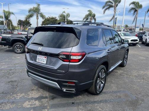 2023 Honda Pilot Touring