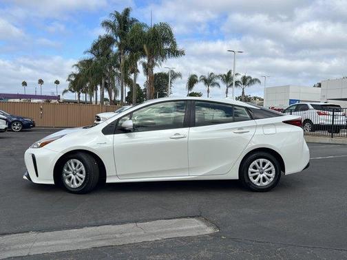 2020 Toyota Prius L