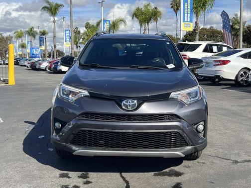 2016 Toyota RAV4 SE