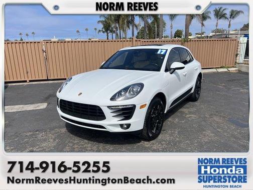 2017 Porsche Macan Base