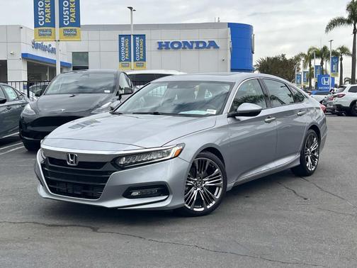 2018 Honda Accord Touring 2.0T