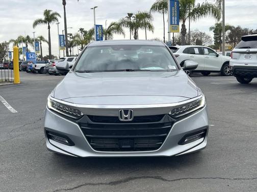 2018 Honda Accord Touring 2.0T