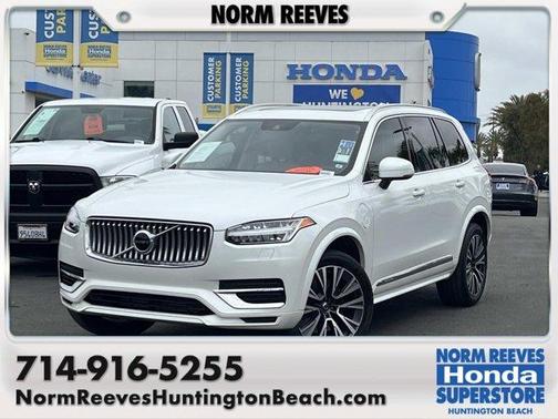 Crystal White 2021 Volvo XC90 Recharge Plug-In Hybrid T8 Inscription Expression 7 Passenger