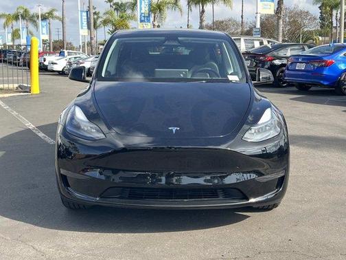 2024 Tesla Model Y Standard Range