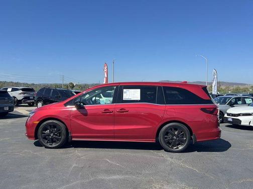 Radiant Red Metallic II 2023 Honda Odyssey Sport