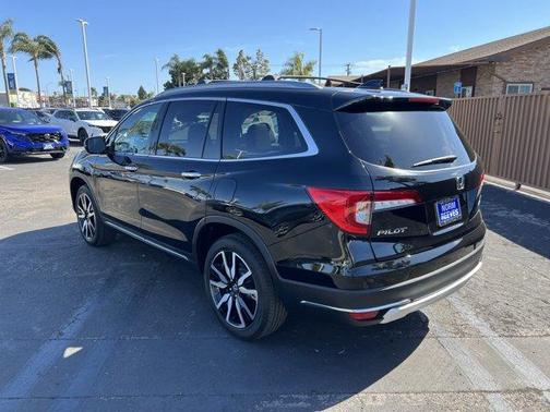 2022 Honda Pilot Elite