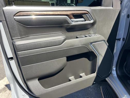 Gray 2024 GMC Sierra 1500 Elevation