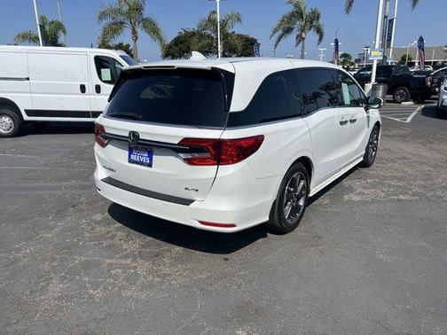 2022 Honda Odyssey Elite