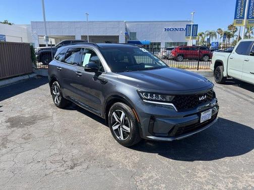 2022 Kia Sorento S